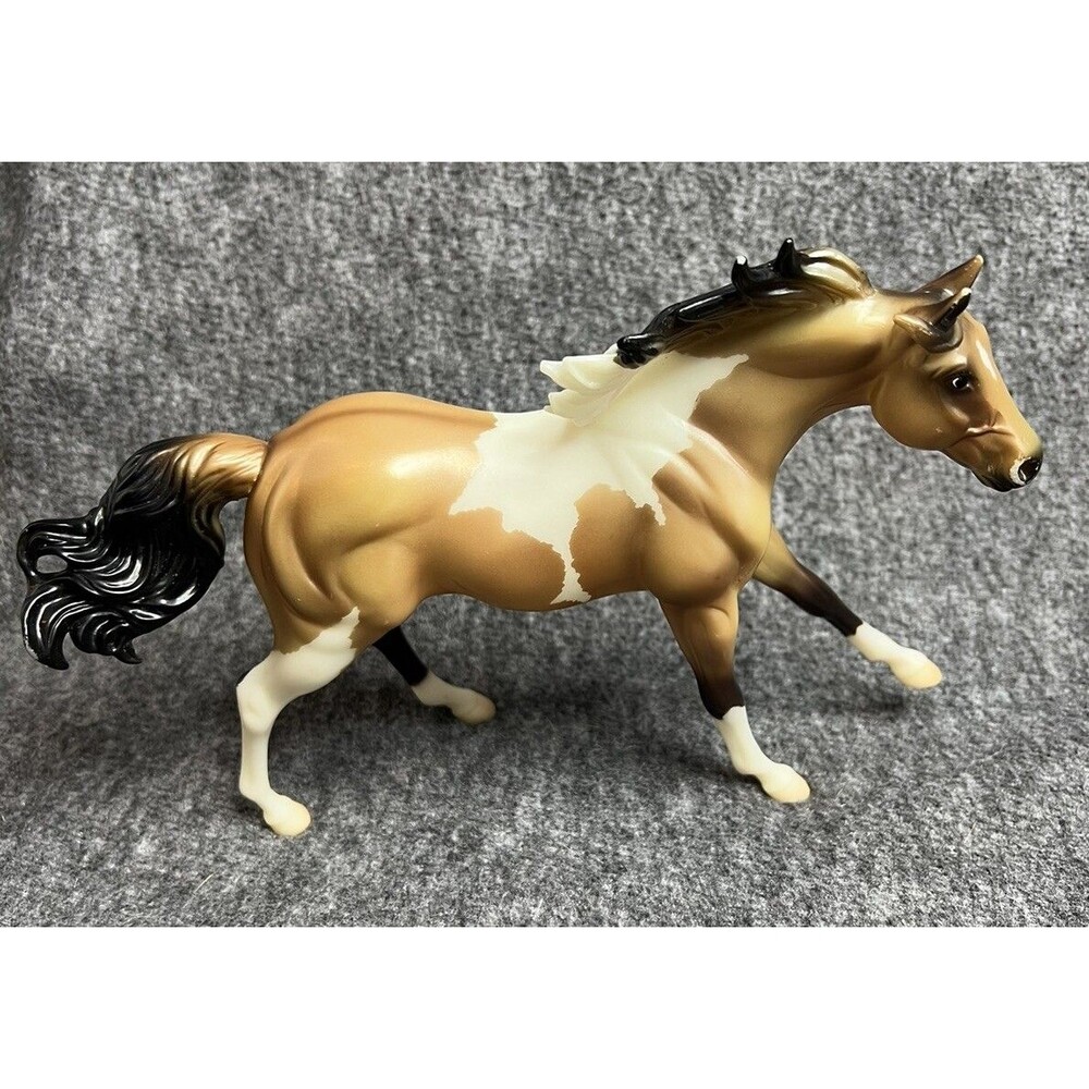 Breyer American Quarter Horse Stallion 940 Classics Collection Buckskin Paint